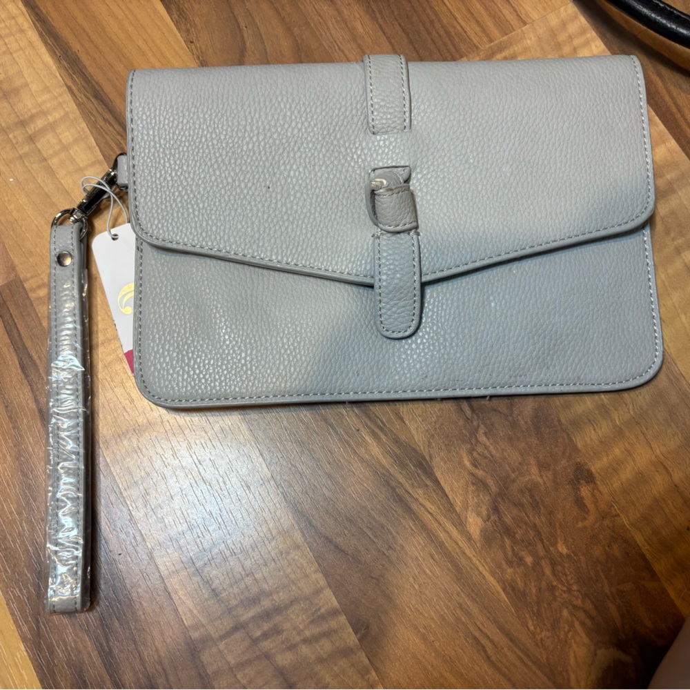 Bundle 4 wallet clutch wristlets light grey green brown and multi all preloved